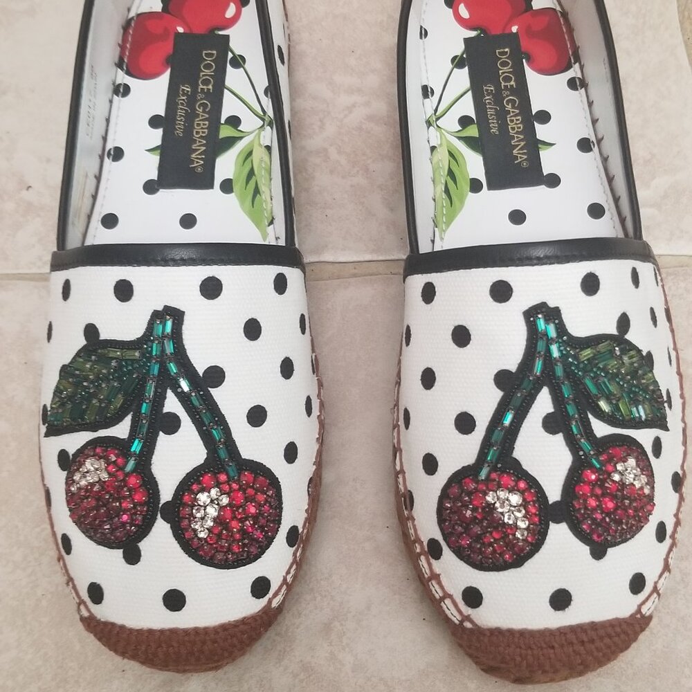 RARE EXCLUSIVE DOLCE & GABBANA CHERRY POLKA DOT EMBELLISHED ESPADRILLES FLATS